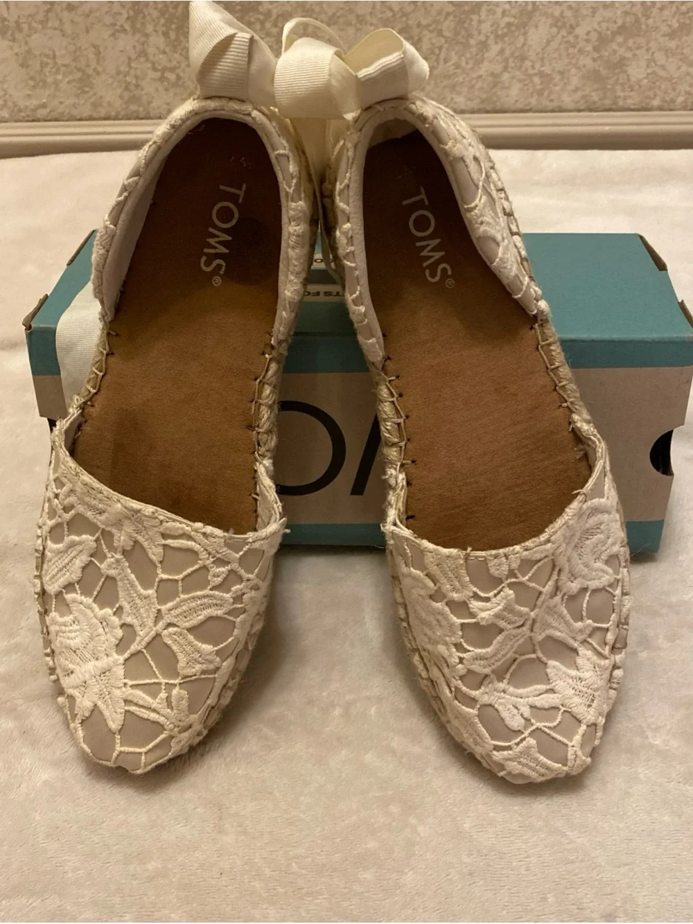 Toms Katalina Ivory Cream Floral Crochet Lace Espadrille Wrap-Ankle Flats